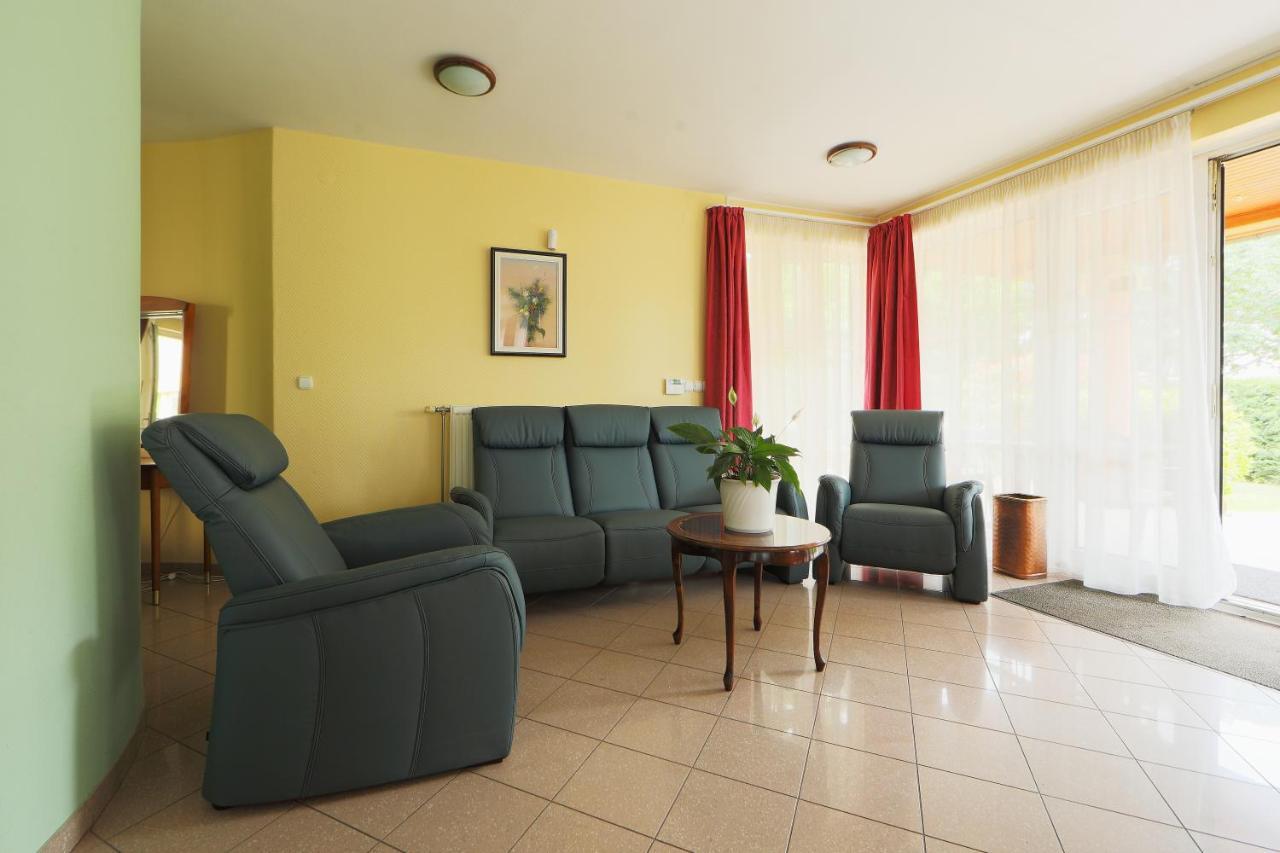 באלאטונפורד Balazs Villa מראה חיצוני תמונה