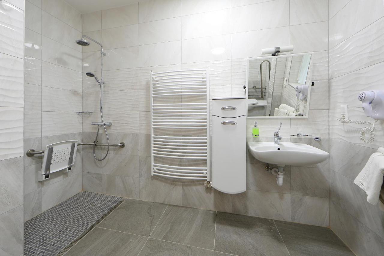 באלאטונפורד Balazs Villa מראה חיצוני תמונה